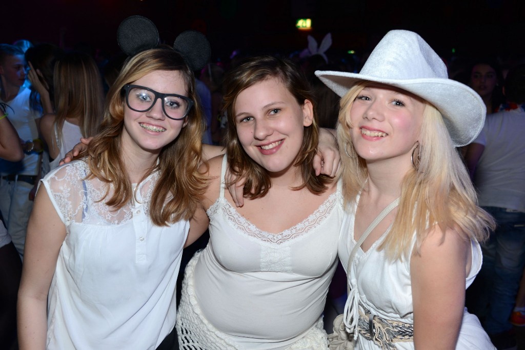 ../Images/Jeugddisco White Edition 229.jpg